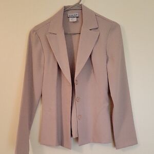 Elegant Beige Women's Blazer